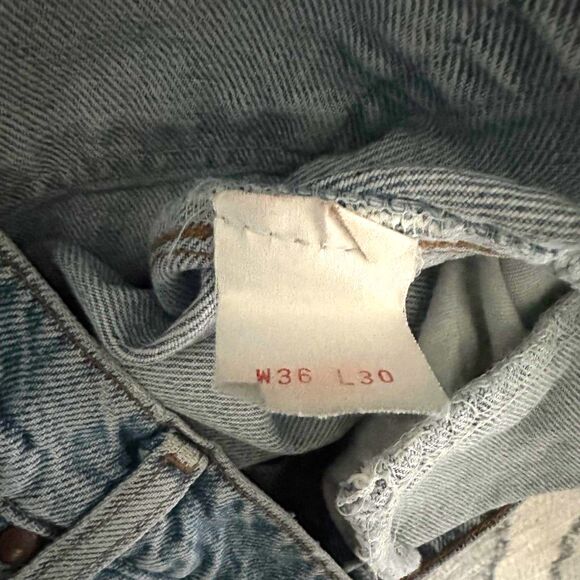 Levi’s Vintage 540 Relaxed Fit Men’s Jeans – 36x30 – Light Distress, Light Wash - Picture 4 of 4